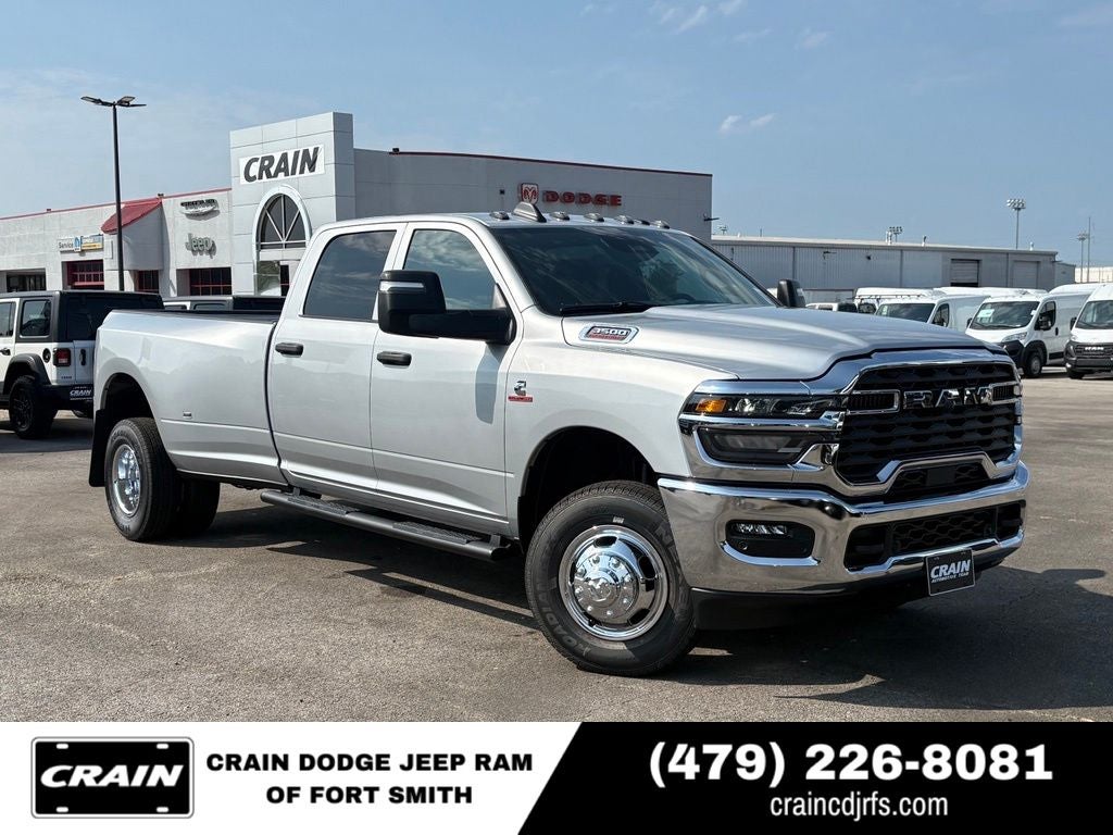 2026 RAM Ram 3500 RAM 3500 TRADESMAN CREW CAB 4X4 8' BOX