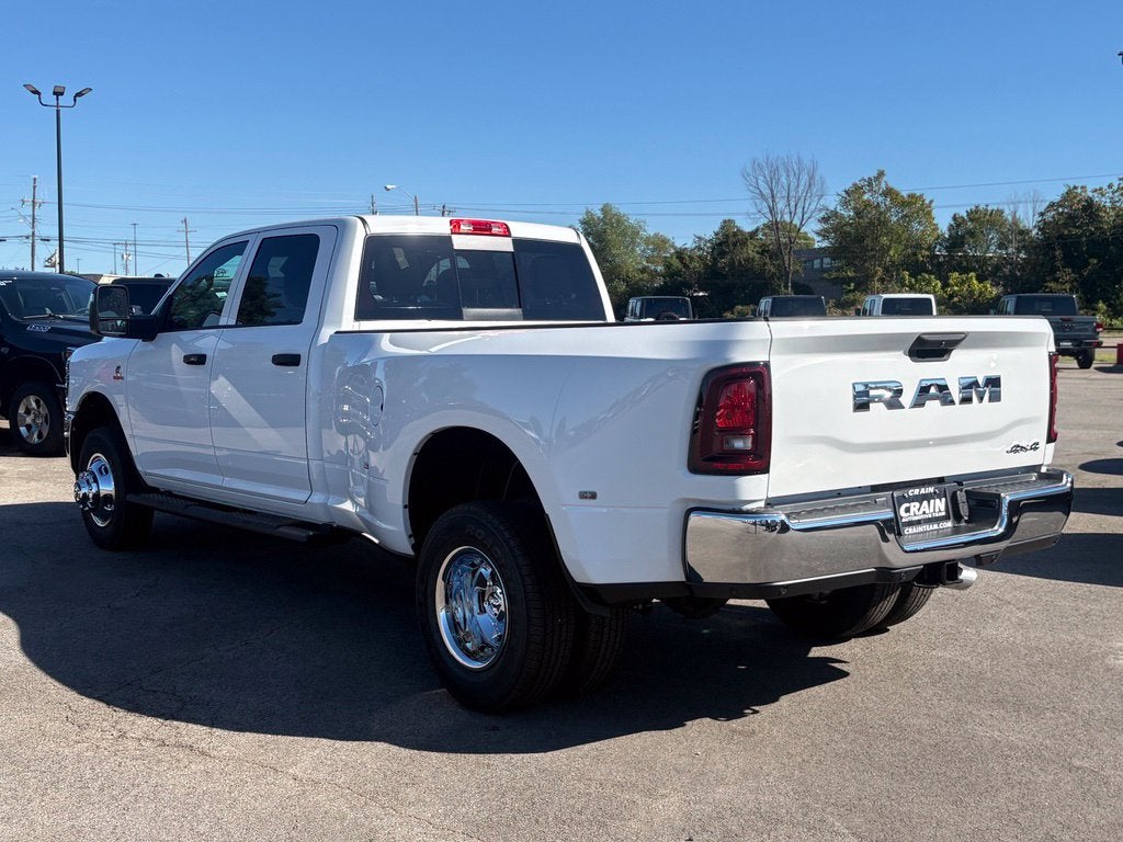 2027 RAM Ram 3500 RAM 3500 TRADESMAN CREW CAB 4X4 8' BOX