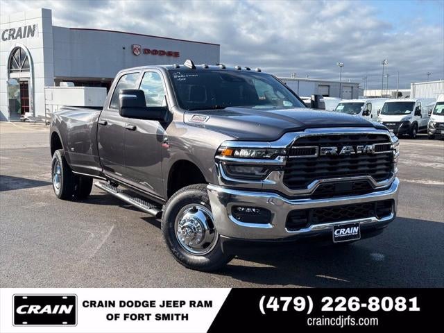 2027 RAM Ram 3500 RAM 3500 TRADESMAN CREW CAB 4X4 8' BOX