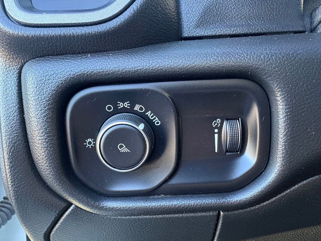 2024 RAM 3500 Tradesman Crew Cab 4x4 8' Box