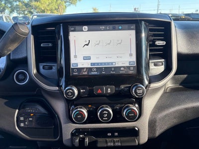 2024 RAM 3500 Tradesman Crew Cab 4x4 8' Box