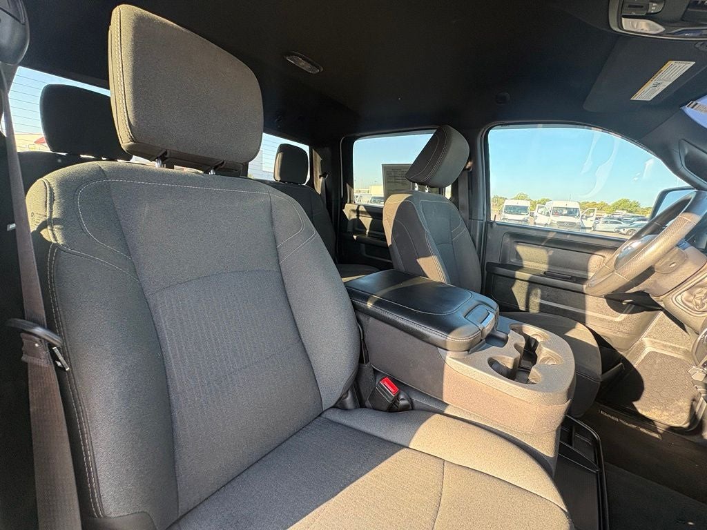 2024 RAM 3500 Tradesman Crew Cab 4x4 8' Box