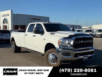 2024 RAM 3500 Tradesman Crew Cab 4x4 8' Box