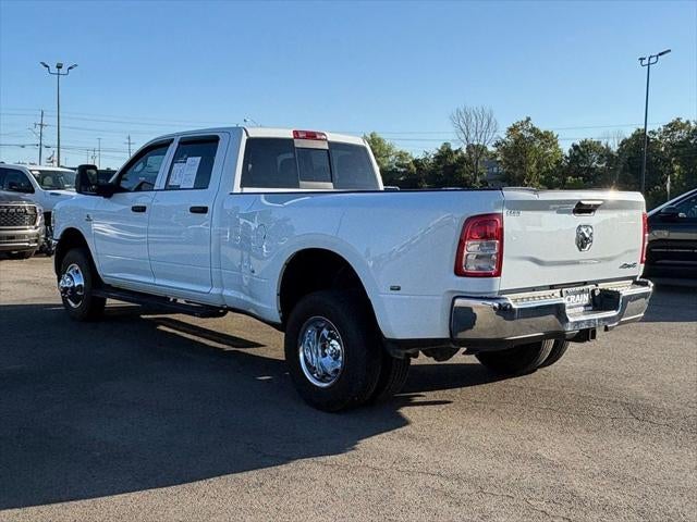 2024 RAM 3500 Tradesman Crew Cab 4x4 8' Box
