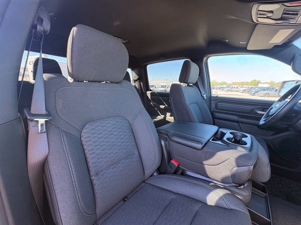 2027 RAM Ram 1500 RAM 1500 WARLOCK CREW CAB 4X4 5'7' BOX