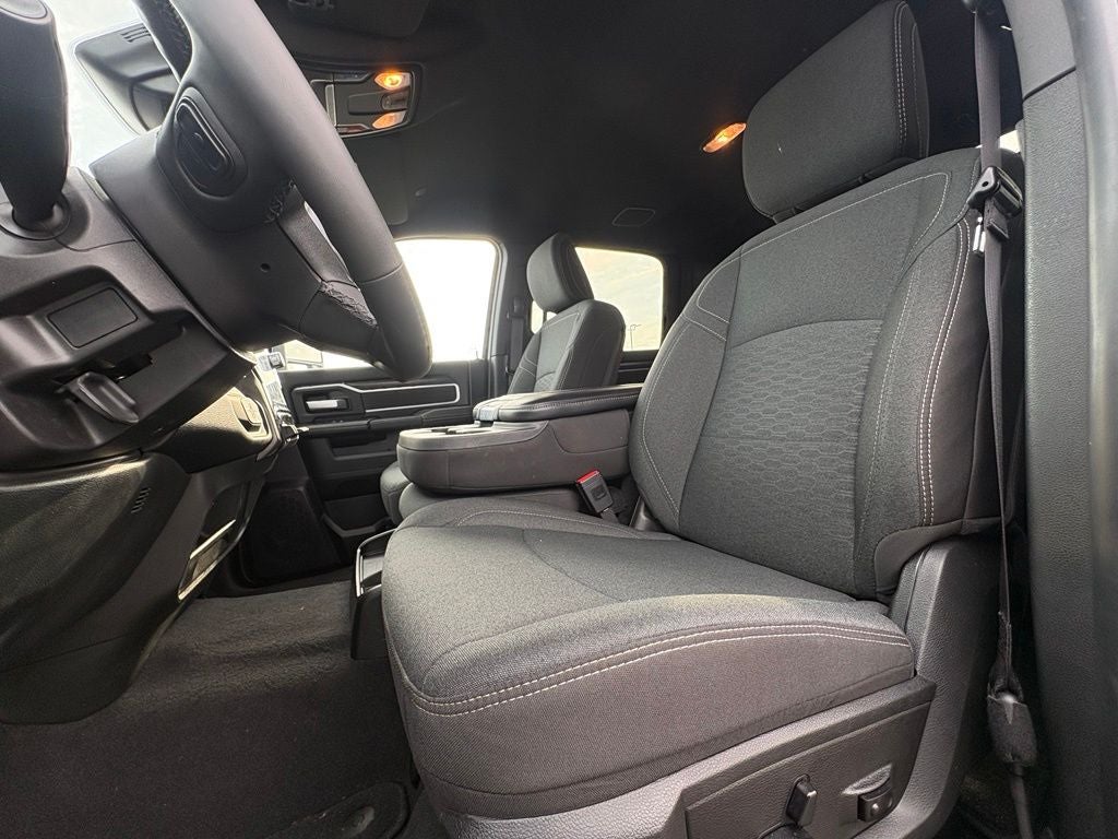 2025 RAM 2500 Big Horn Crew Cab 4x4 6'4' Box