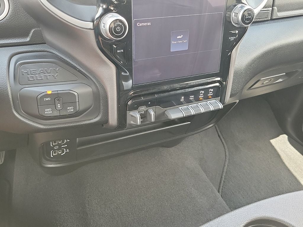 2025 RAM 2500 Big Horn Crew Cab 4x4 6'4' Box