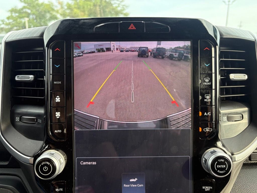 2025 RAM 2500 Big Horn Crew Cab 4x4 6'4' Box
