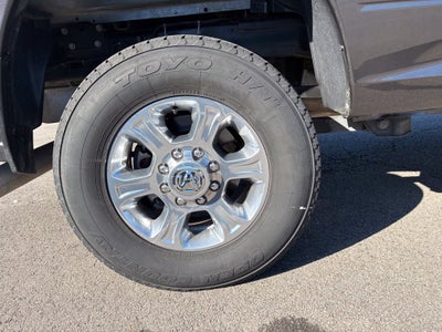 2023 RAM 2500 Big Horn Crew Cab 4x4 6'4' Box