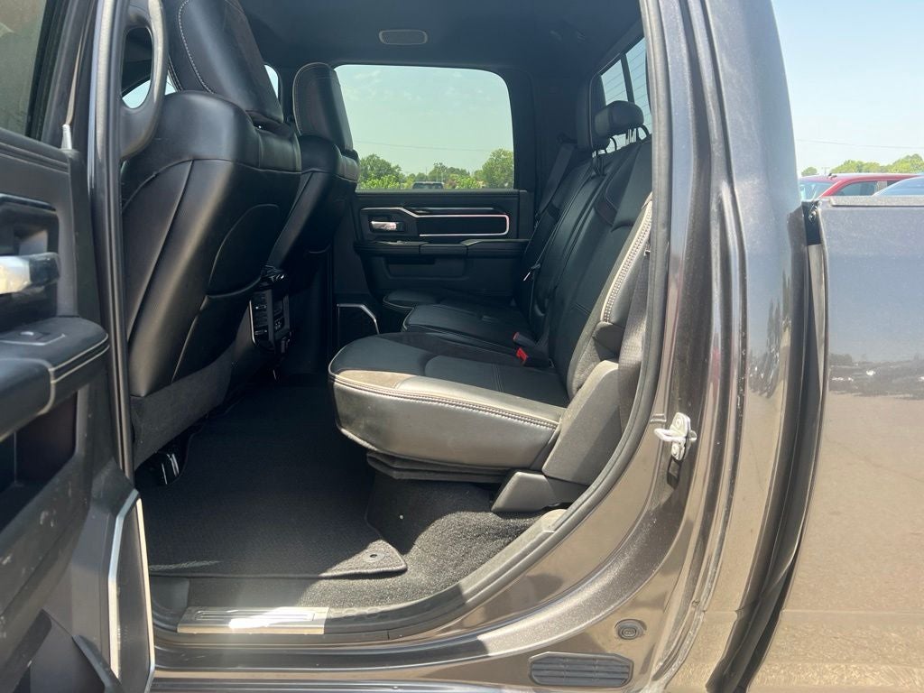 2022 RAM 2500 Laramie Crew Cab 4x4 6'4' Box