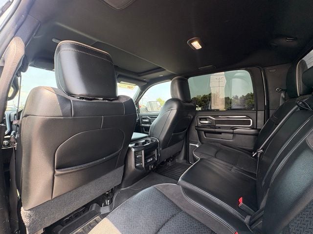 2022 RAM 2500 Laramie Crew Cab 4x4 6'4' Box