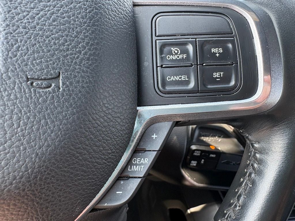 2022 RAM 2500 Laramie Crew Cab 4x4 6'4' Box