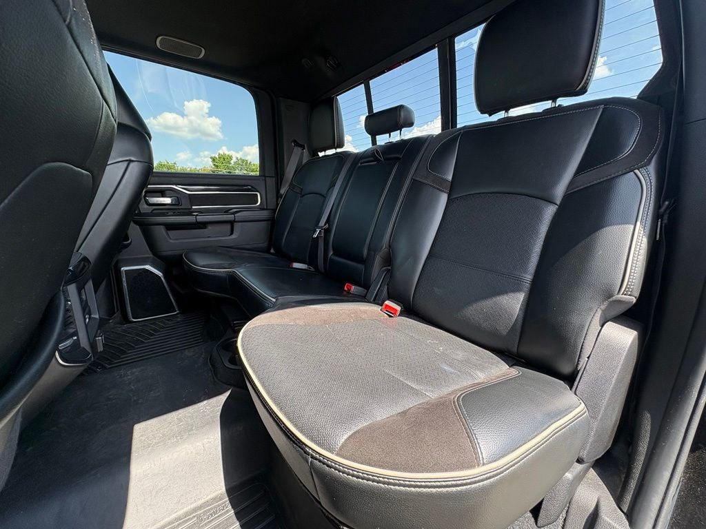 2022 RAM 2500 Laramie Crew Cab 4x4 6'4' Box