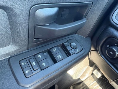 2026 RAM 3500 Chassis RAM 3500 TRADESMAN CREW CAB CHASSIS 4X4 60' CA