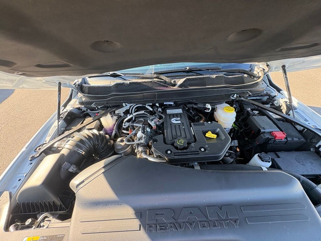 2026 RAM Ram 3500 Chassis Cab RAM 3500 TRADESMAN CREW CAB CHASSIS 4X4 60' CA