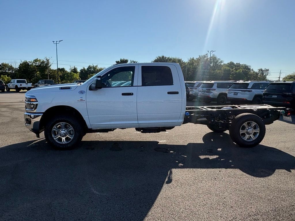 2026 RAM 3500 Chassis RAM 3500 TRADESMAN CREW CAB CHASSIS 4X4 60' CA