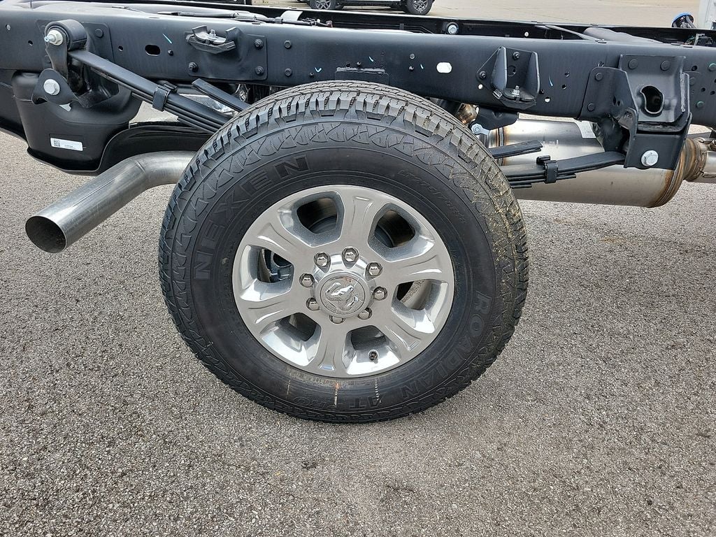 2026 RAM 3500 Chassis RAM 3500 TRADESMAN CREW CAB CHASSIS 4X4 60' CA