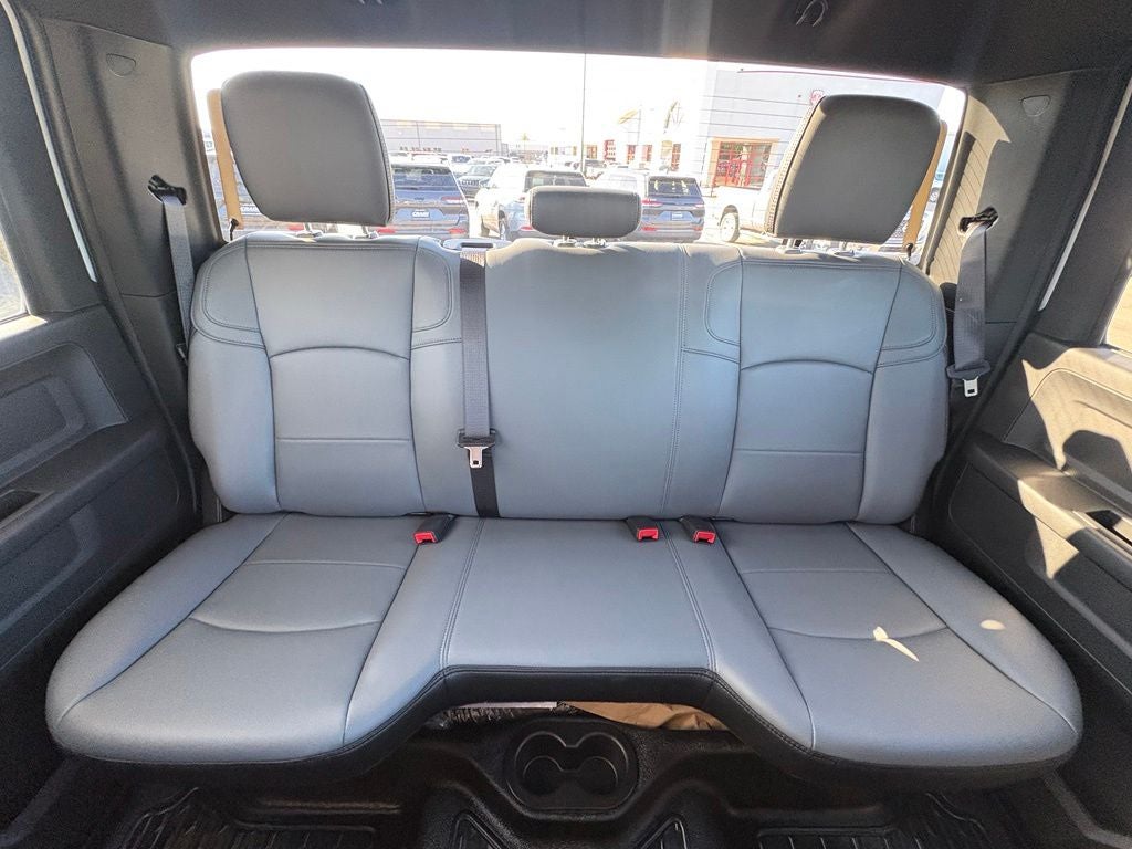 2026 RAM Ram 5500 Chassis Cab RAM 5500 TRADESMAN CHASSIS CREW CAB 4X4 60' CA