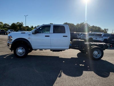 2026 RAM Ram 5500 Chassis Cab RAM 5500 TRADESMAN CHASSIS CREW CAB 4X4 60' CA