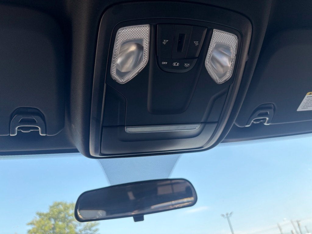 2022 RAM 3500 Chassis Tradesman/SLT/Laramie/Limited