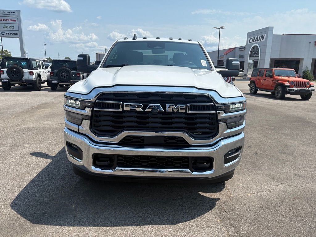 2026 RAM 3500 Chassis RAM 3500 TRADESMAN CREW CAB CHASSIS 4X4 60' CA