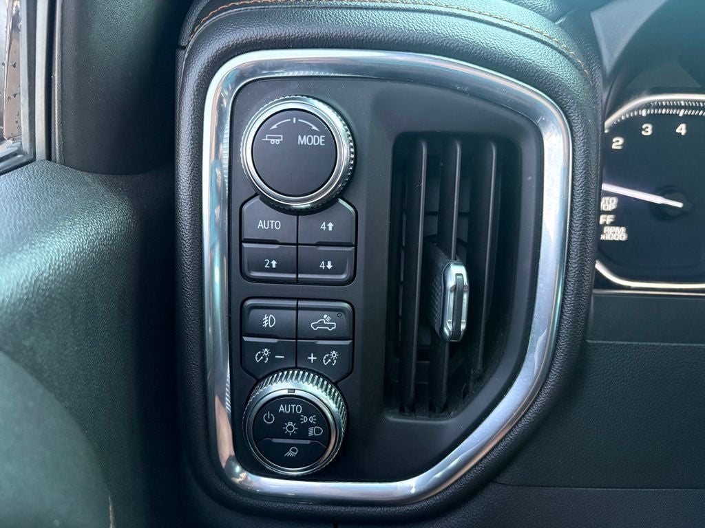2021 GMC Sierra 1500 4WD Crew Cab Short Box AT4