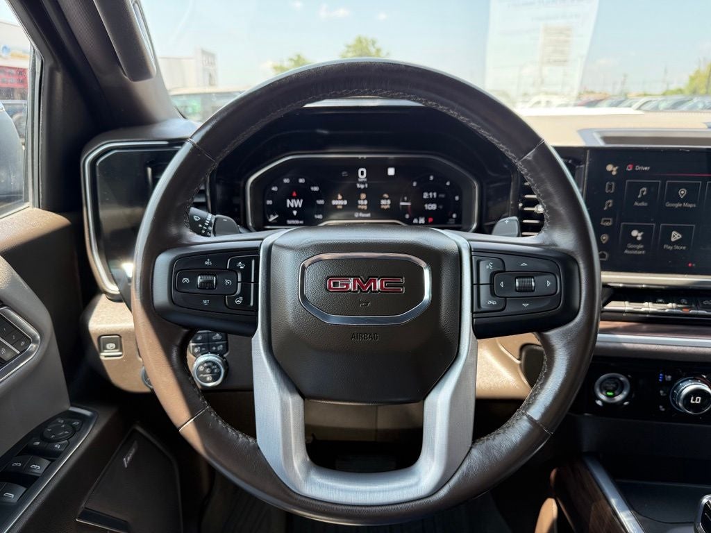 2022 GMC Sierra 1500 4WD Crew Cab Short Box SLT