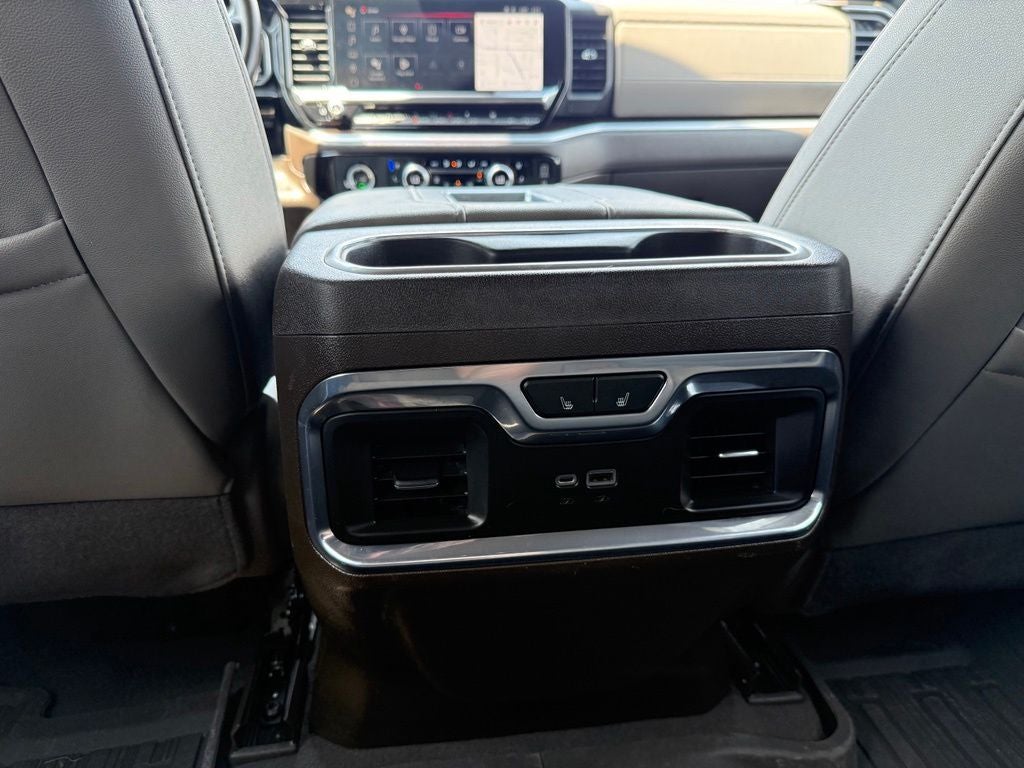 2022 GMC Sierra 1500 4WD Crew Cab Short Box SLT