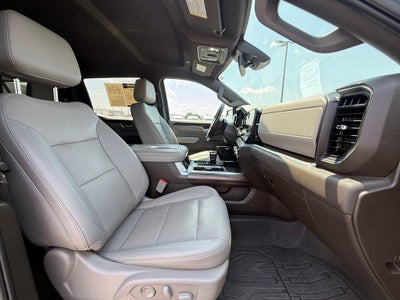 2022 GMC Sierra 1500 4WD Crew Cab Short Box SLT