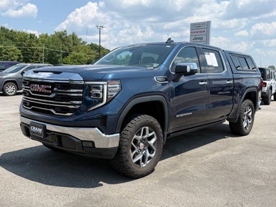 2022 GMC Sierra 1500 4WD Crew Cab Short Box SLT