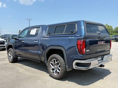 2022 GMC Sierra 1500 4WD Crew Cab Short Box SLT