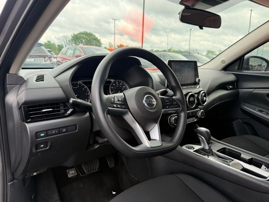 2024 Nissan Sentra SV Xtronic CVT