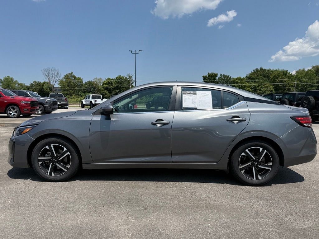 2024 Nissan Sentra SV Xtronic CVT