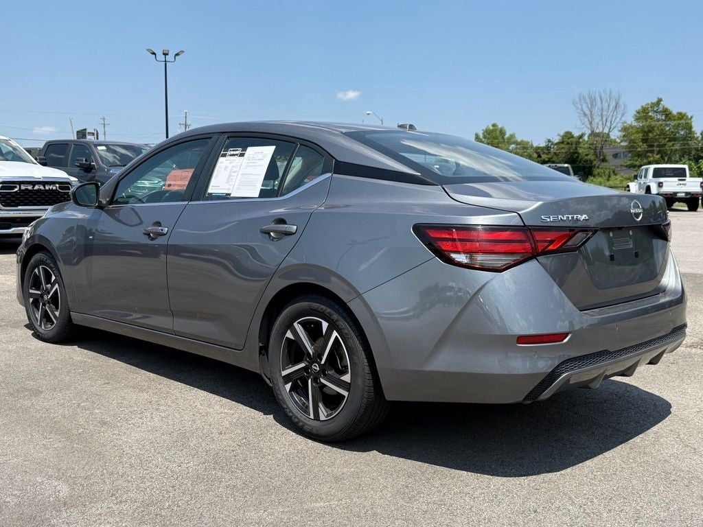 2024 Nissan Sentra SV Xtronic CVT