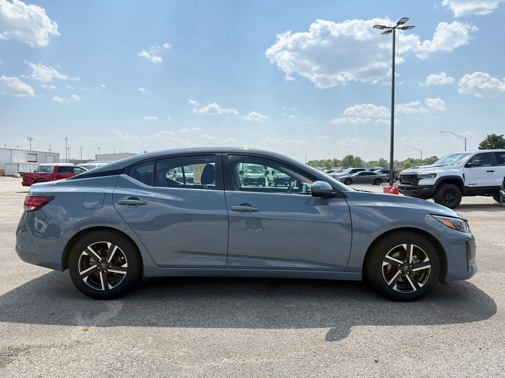 2024 Nissan Sentra SV Xtronic CVT