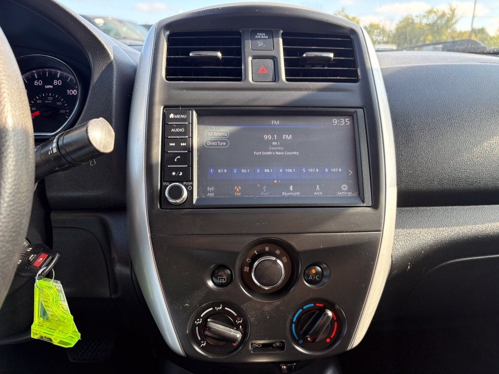 2019 Nissan Versa 1.6 SV
