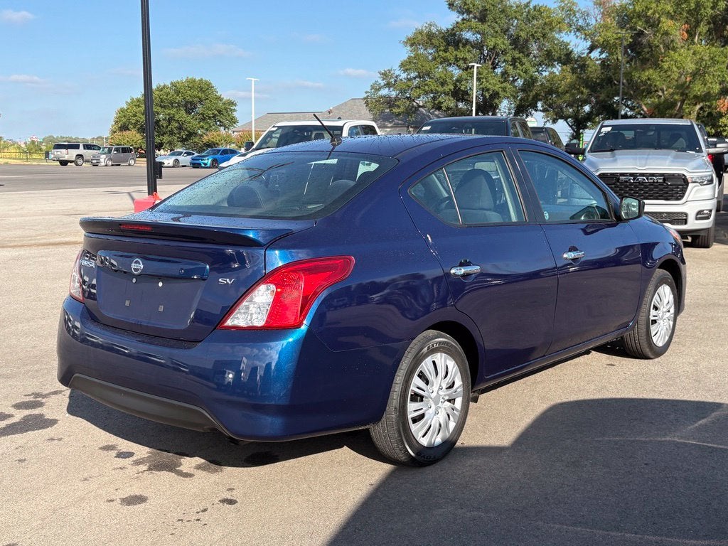 2019 Nissan Versa 1.6 SV