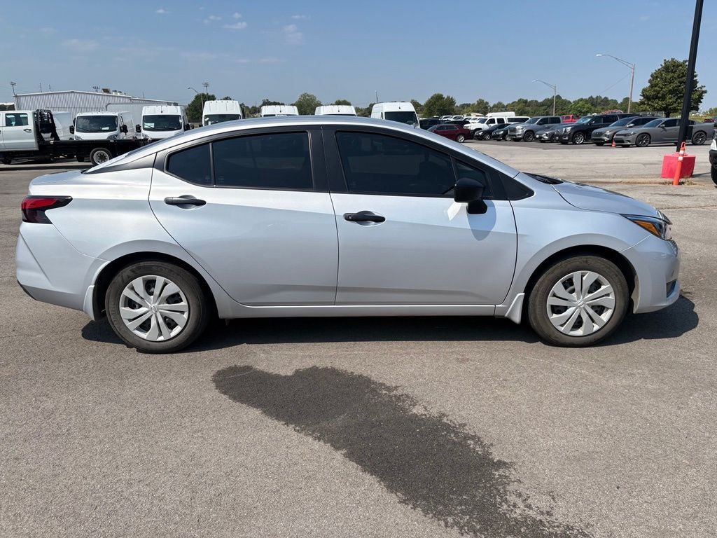 2025 Nissan Versa 1.6 S
