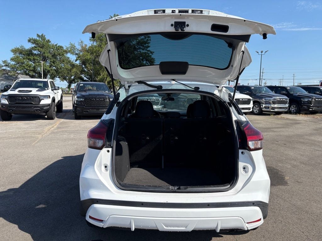 2021 Nissan Kicks S Xtronic CVT