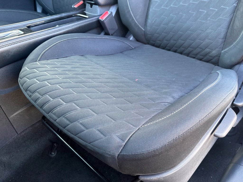 2021 Nissan Retrocesos SV Xtronic CVT