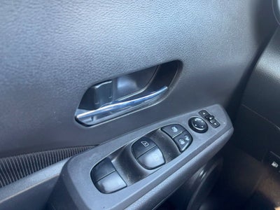 2021 Nissan Retrocesos SV Xtronic CVT