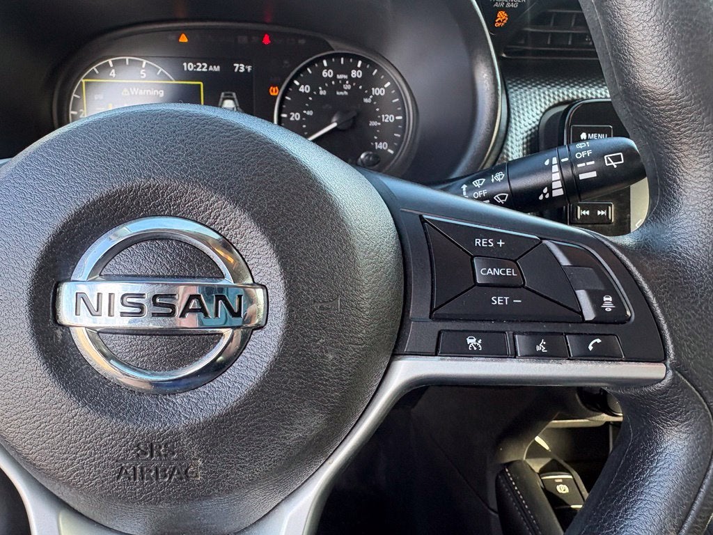 2021 Nissan Retrocesos SV Xtronic CVT