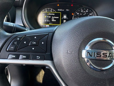 2021 Nissan Retrocesos SV Xtronic CVT