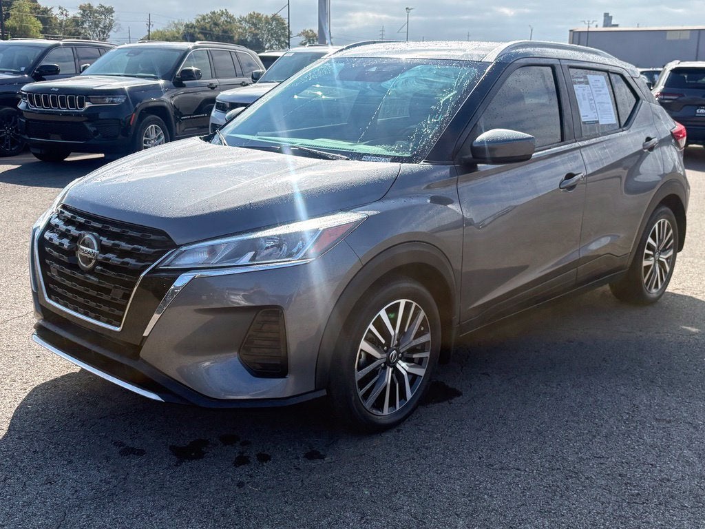 2021 Nissan Retrocesos SV Xtronic CVT
