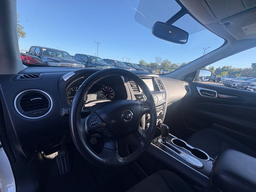 2020 Nissan Pathfinder SV 2WD