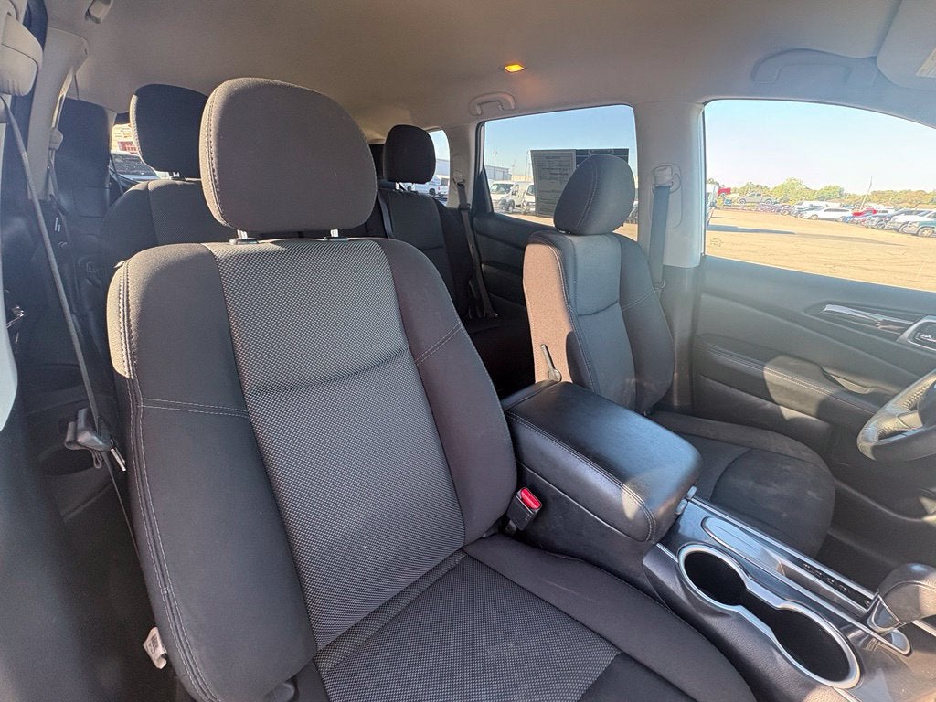 2020 Nissan Pathfinder SV 2WD