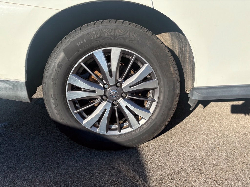 2020 Nissan Pathfinder SV 2WD