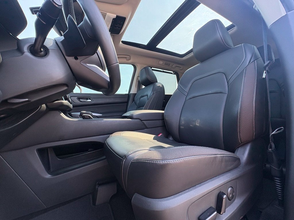 2024 Nissan Pathfinder SL FWD