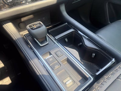 2024 Nissan Pathfinder SL FWD