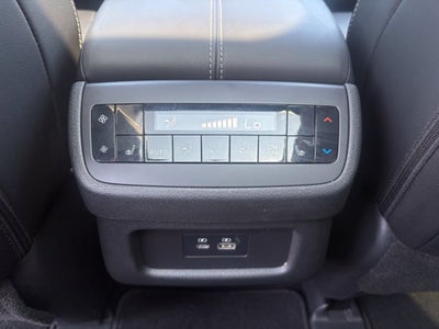 2024 Nissan Pathfinder SL FWD